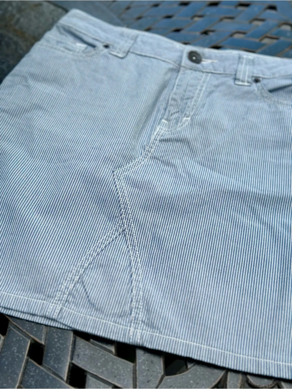 Tommy Hilfiger Denim Mini Skirt Blue White Stripe Size 6 Railroad Stripe